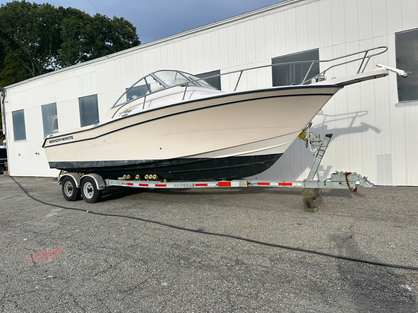 2005 26' Grady-White Express