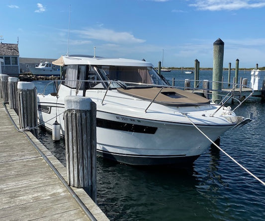 2016 28’ Jeanneau 855