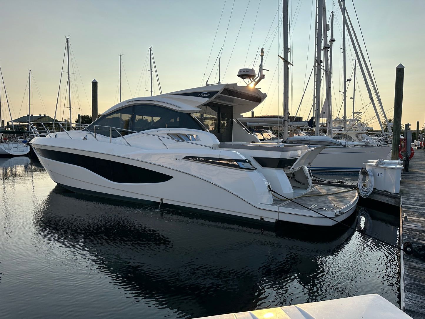 2018 48’ Galeon