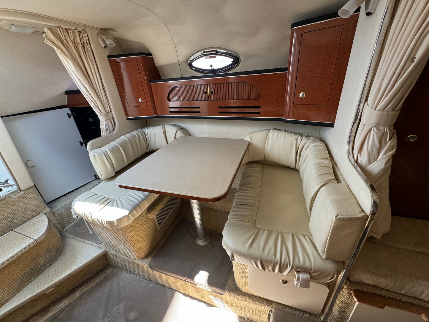 2003 28' Sea Ray Sundancer