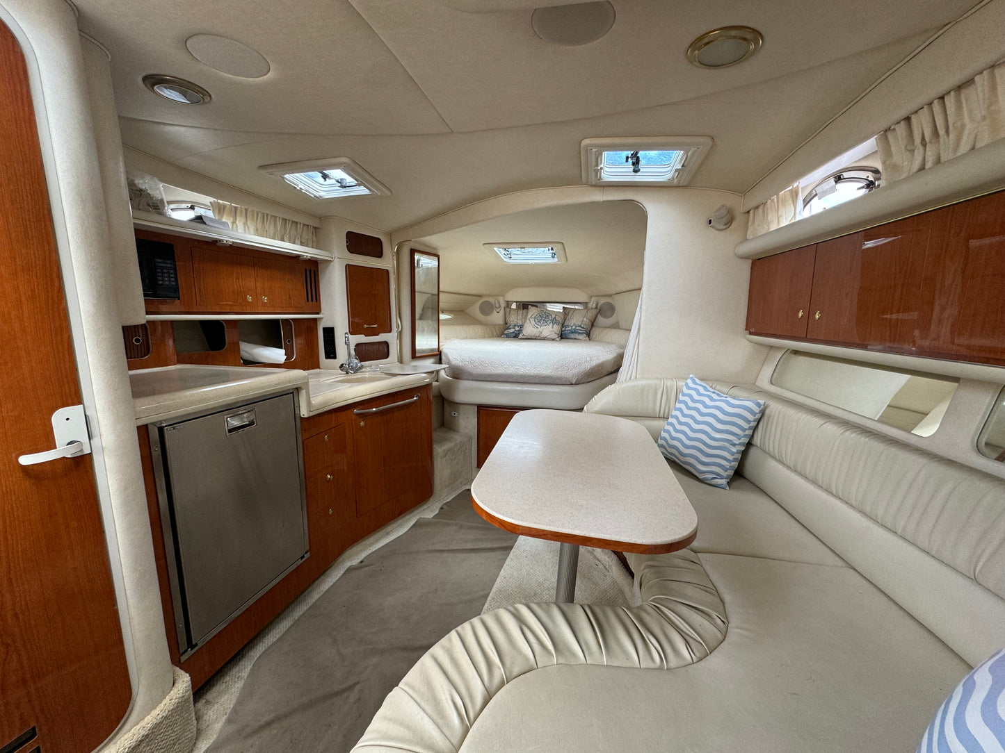 2001 34' Sea Ray Sundancer