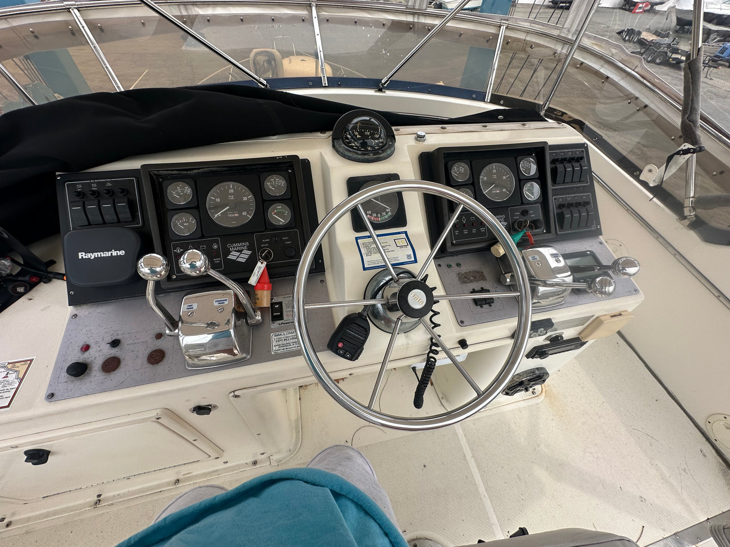 1987 36ā Tiara Convertible