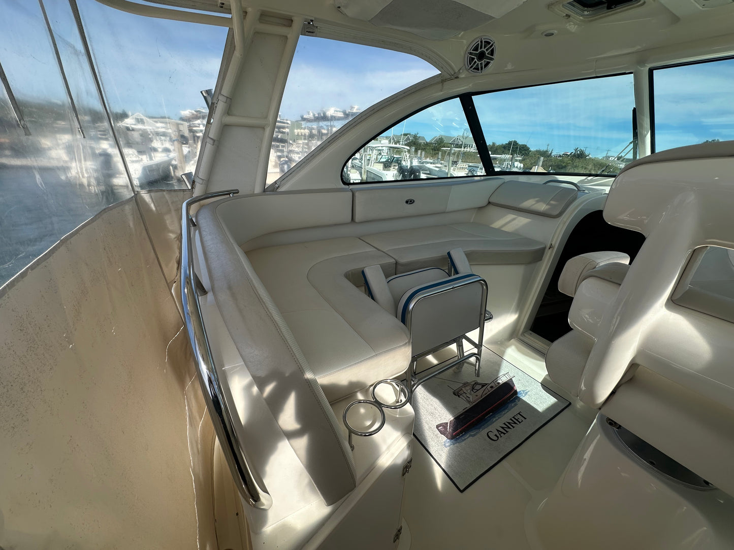 2010 Pursuit 315 Offshore