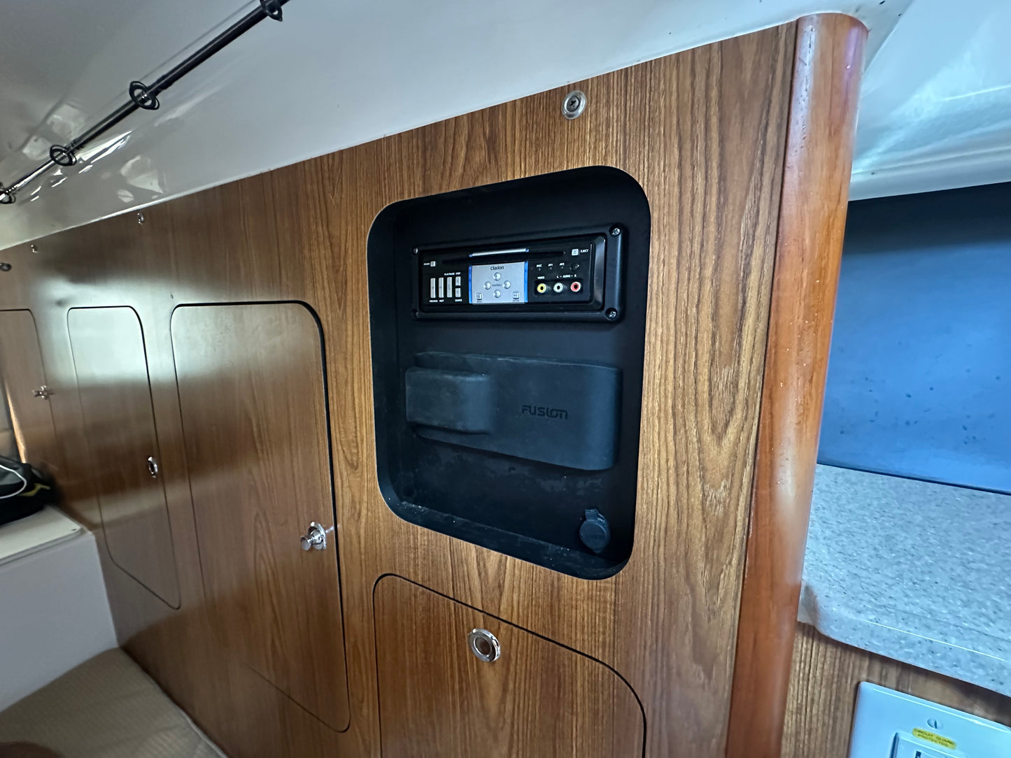 2010 Pursuit 315 Offshore