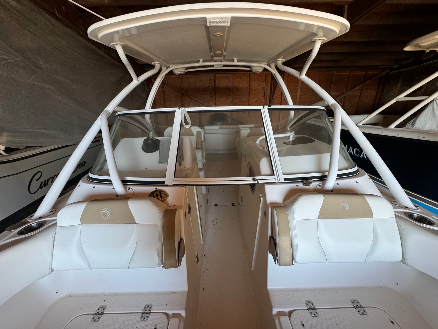 2017 24' Edgewater 248CX Crossover