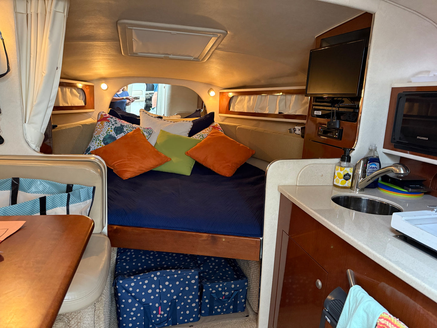 2008 28β Sea Ray Sundancer