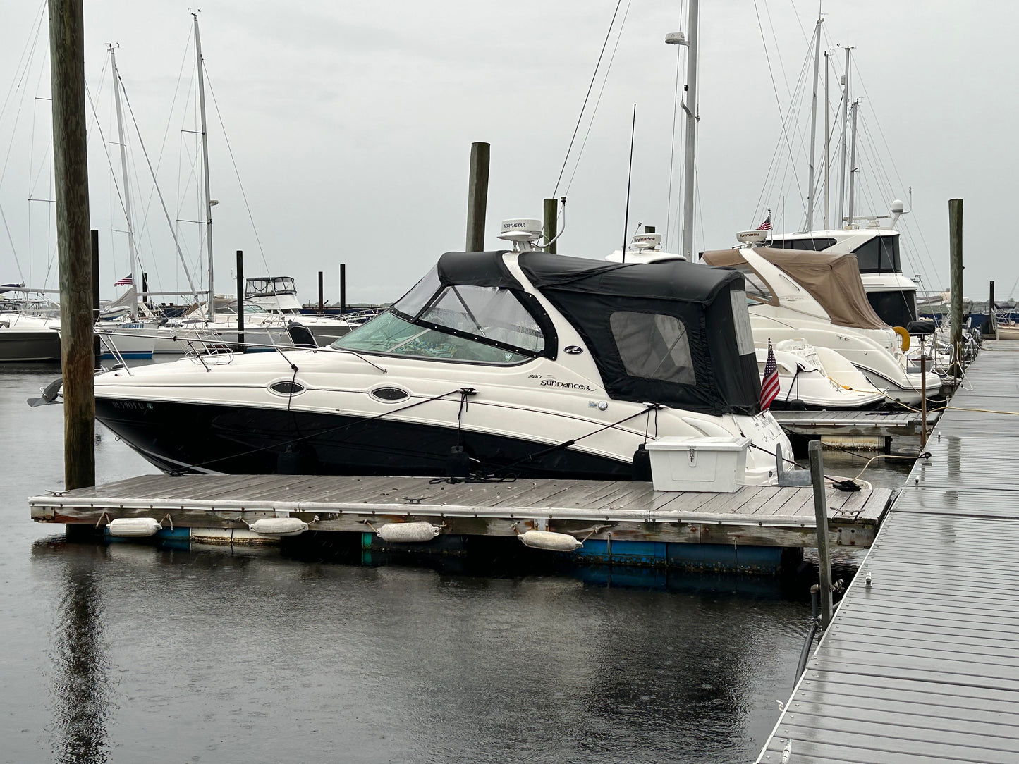 2008 28β Sea Ray Sundancer