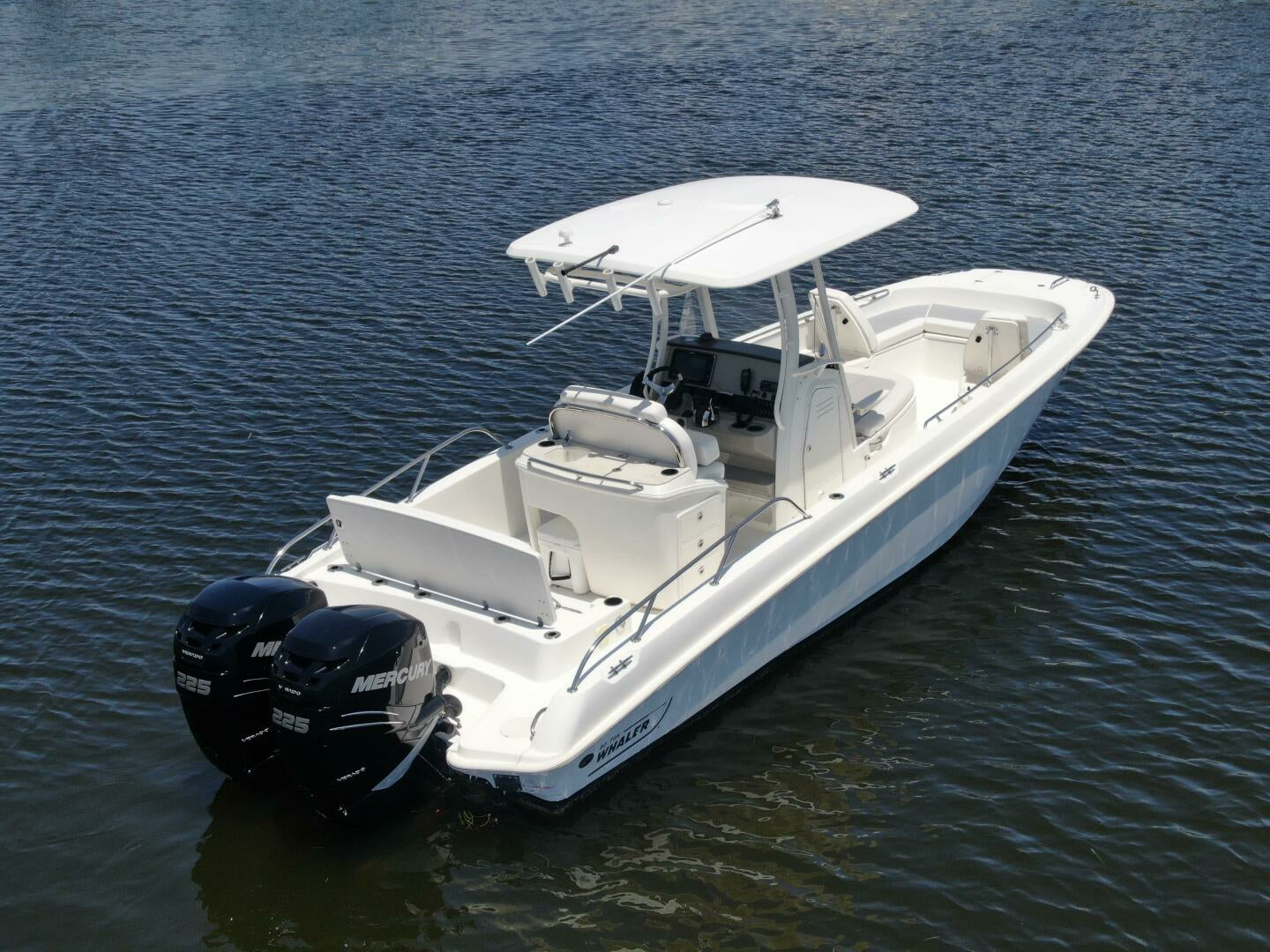 2014 27' Boston Whaler 270 Dauntless