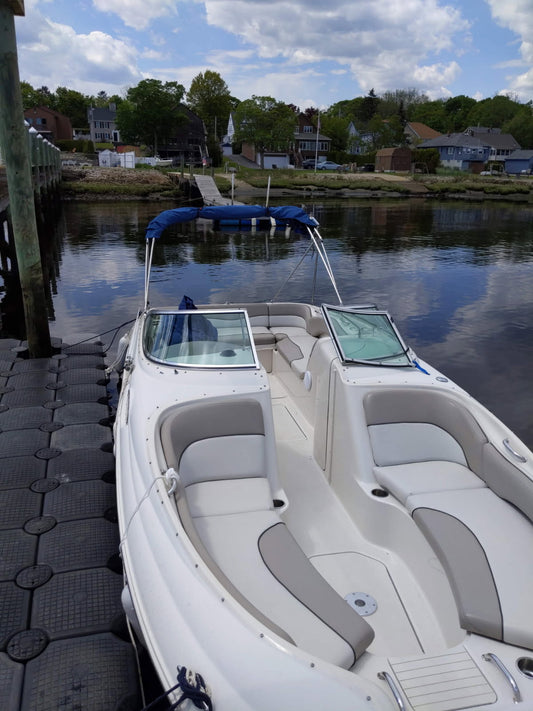 2002 24' Sea Ray Sundeck