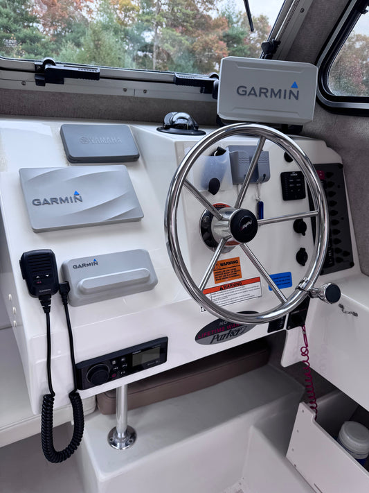 2018 21' Parker 2120 Sport Cabin