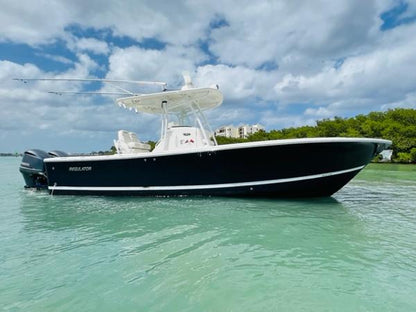 2014 28’ Regulator