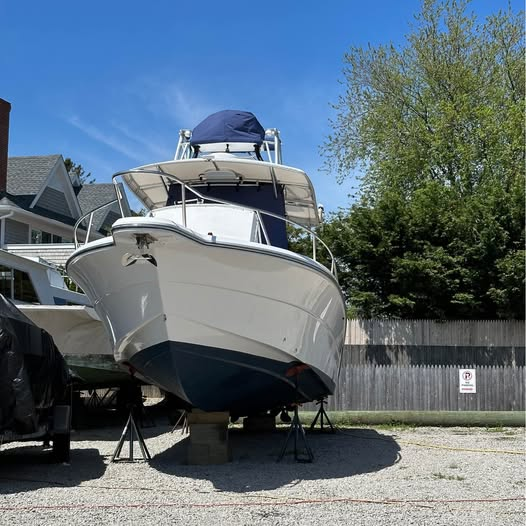 2005 31’ Stamas Tarpon 310
