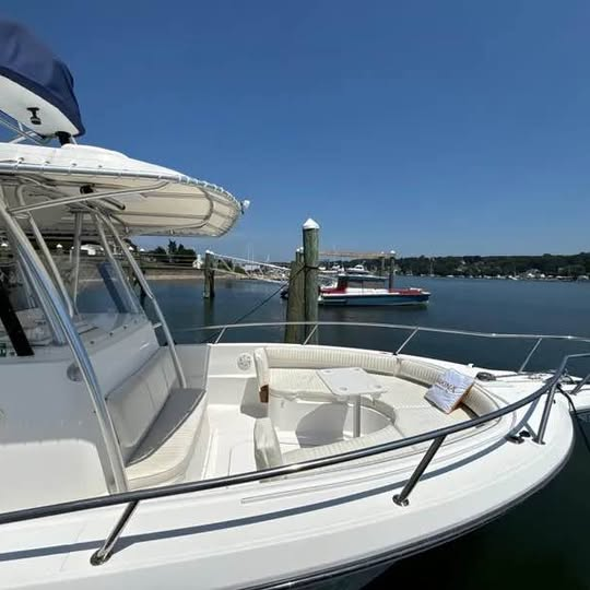 2005 31’ Stamas Tarpon 310