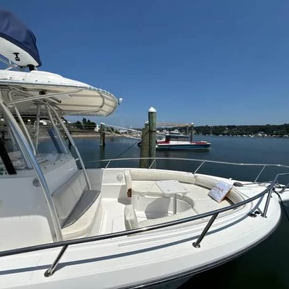2005 31’ Stamas Tarpon 310