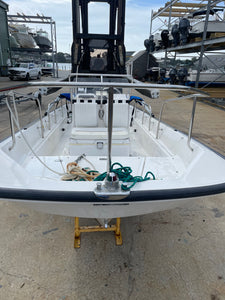 2002 17’ Boston Whaler Montauk