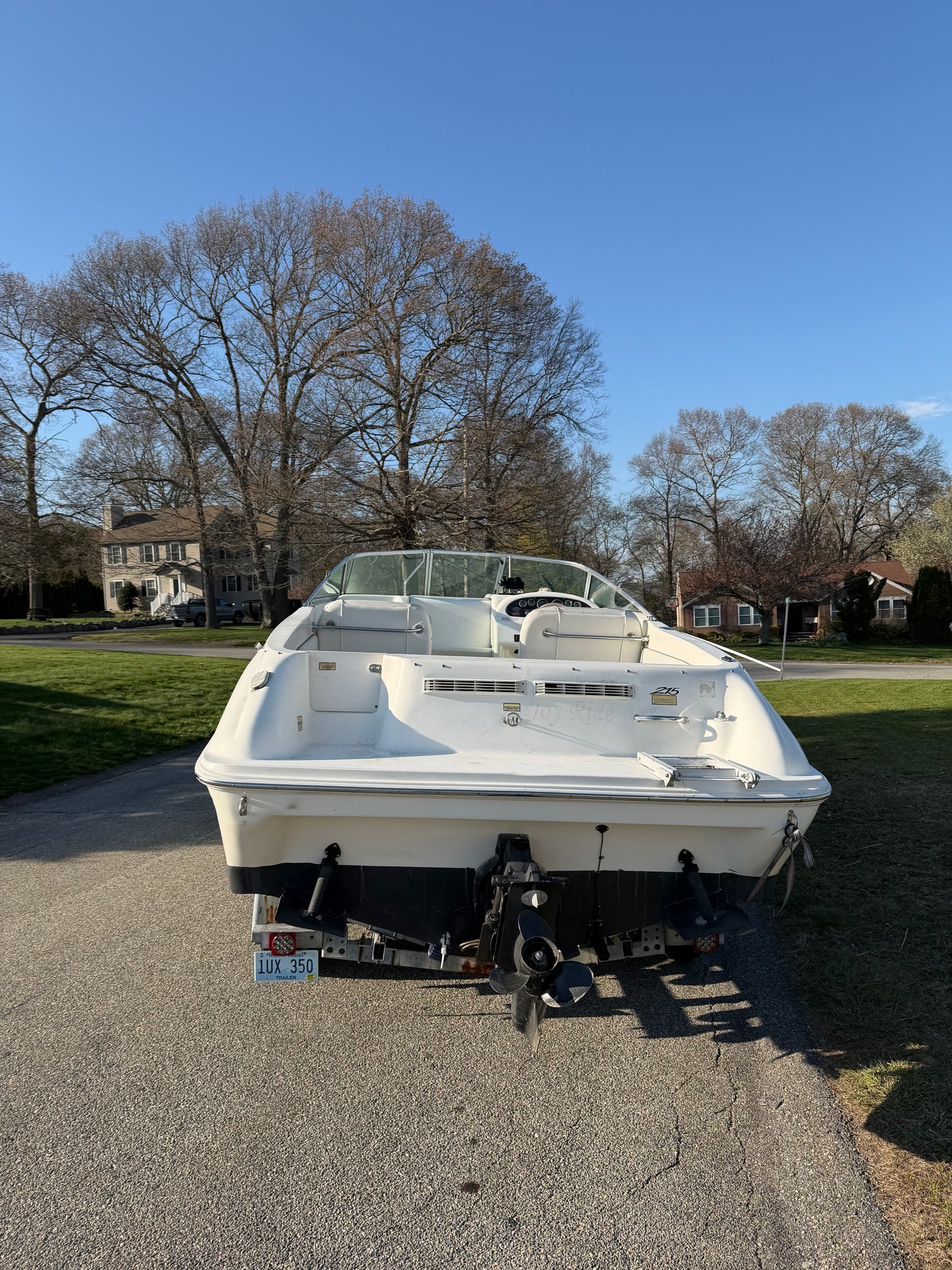 1998 21’ Sea Ray Express Cruiser