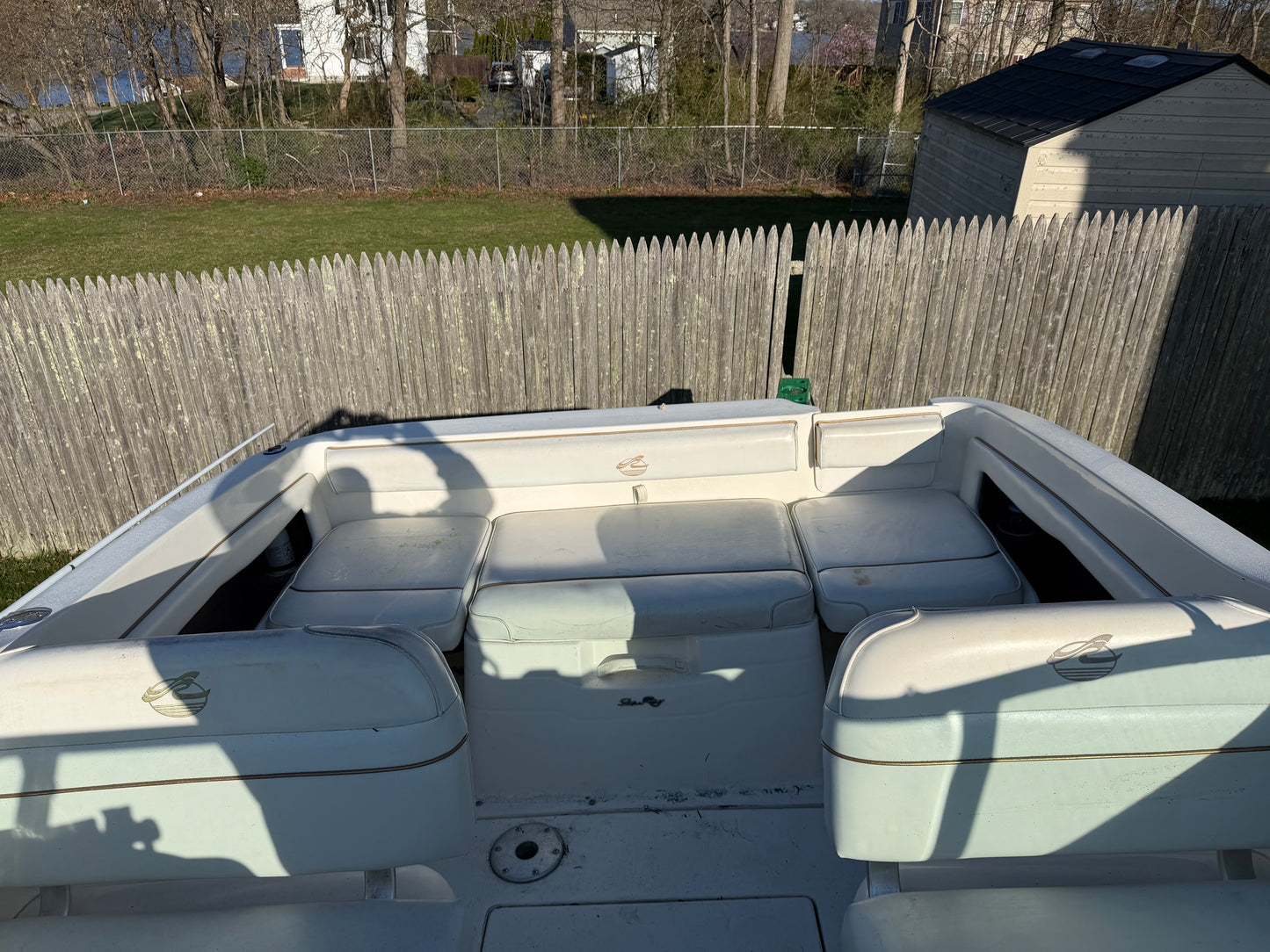 1998 21’ Sea Ray Express Cruiser