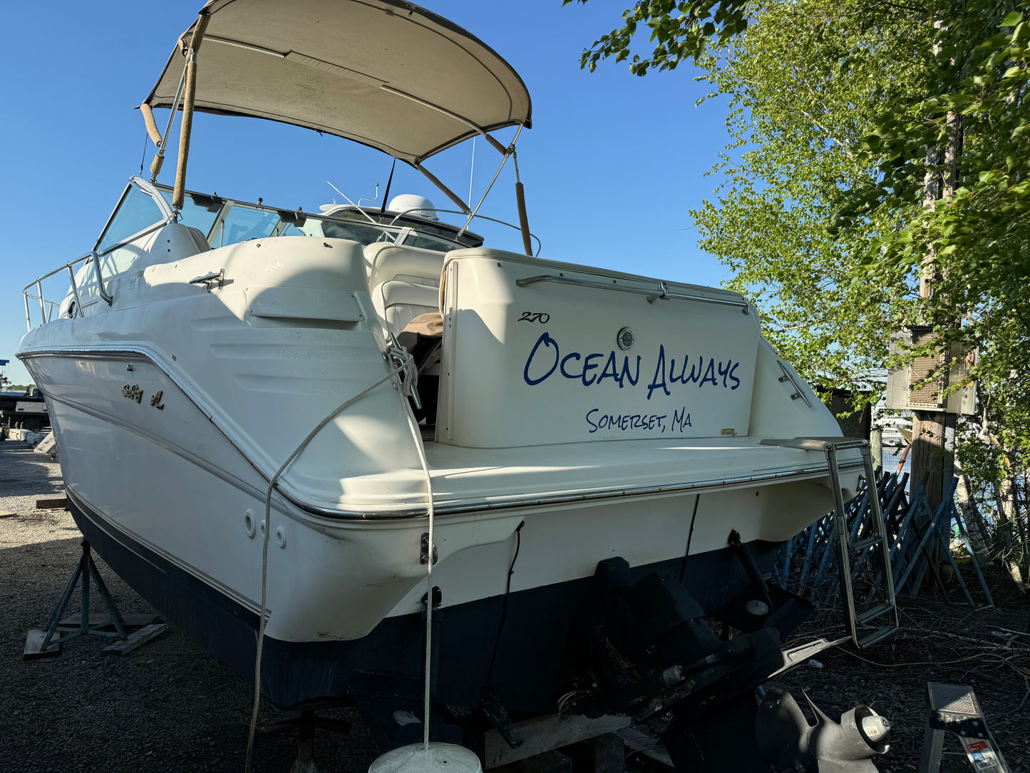 1997 27’ Sea Ray Sundancer