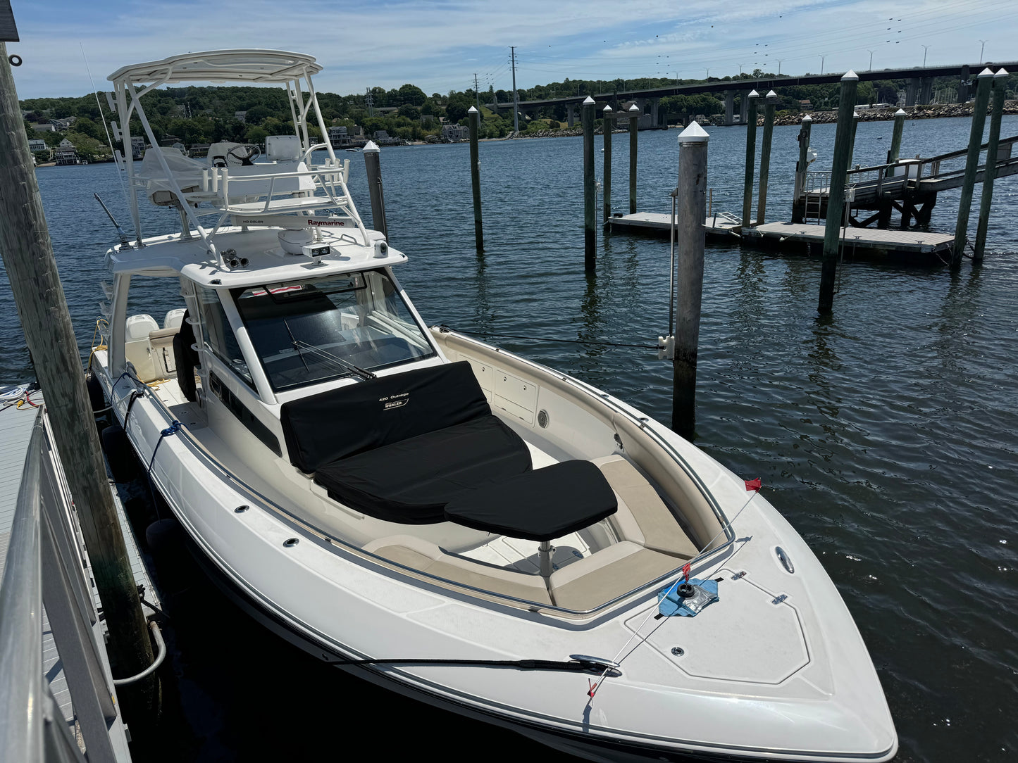 2017 42’ Boston Whaler Outrage