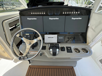2017 42’ Boston Whaler Outrage