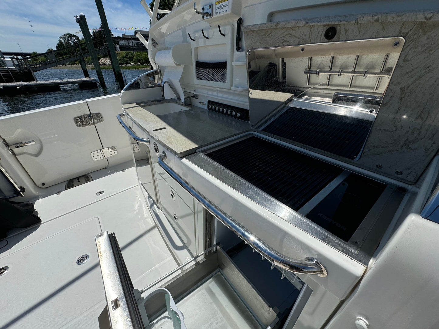 2017 42’ Boston Whaler Outrage