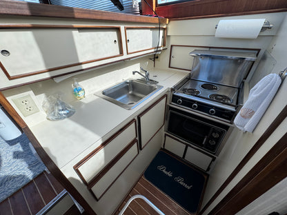 1987 45’ Hatteras