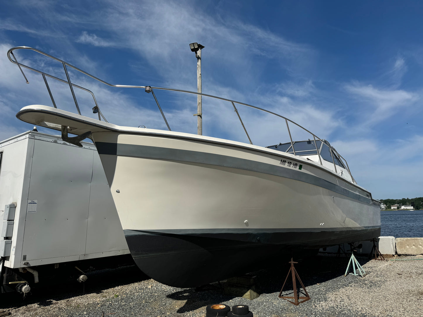 1989 35’ Luhrs Alura