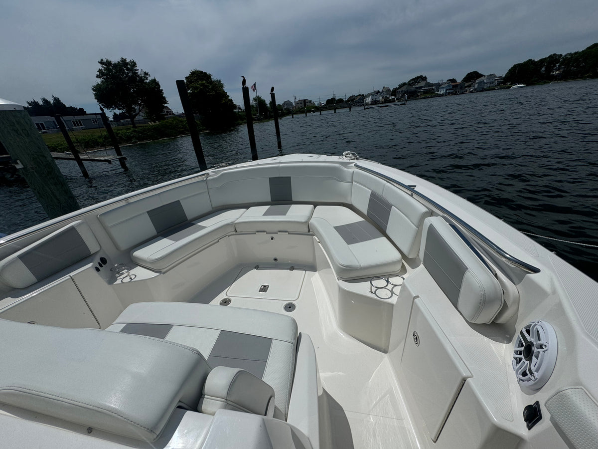 2023 32’ Pursuit S 328 Sport