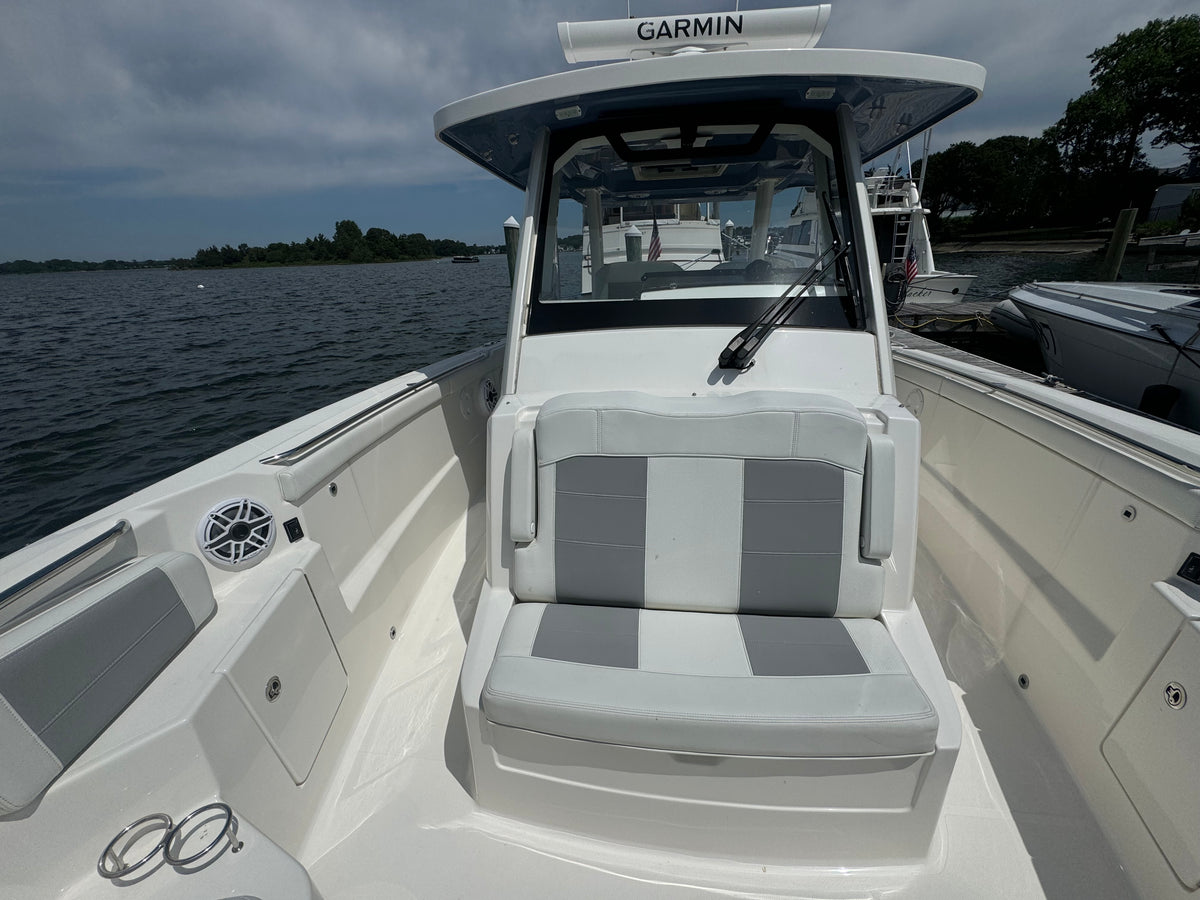2023 32’ Pursuit S 328 Sport