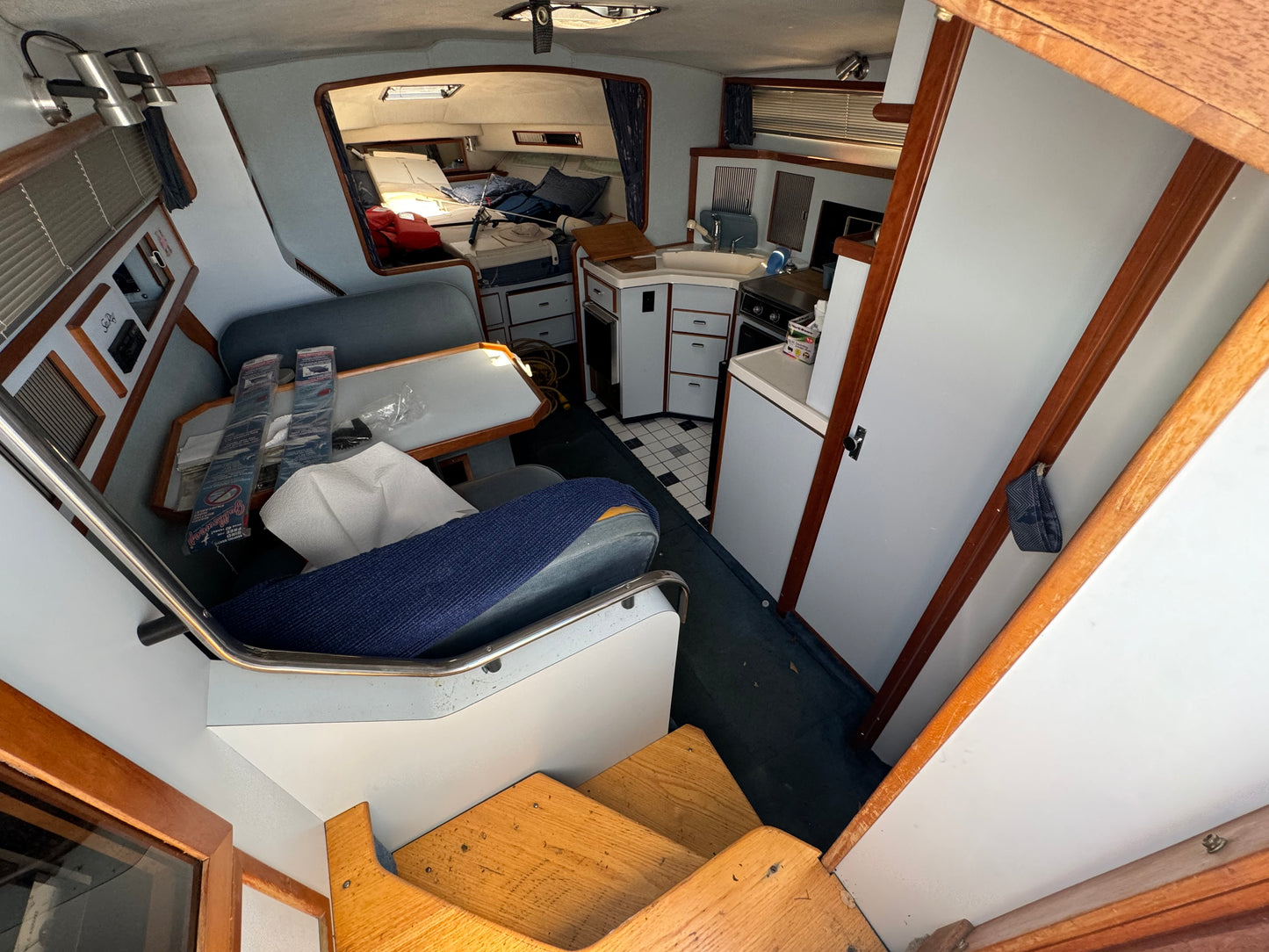 1988 34’ Sea Ray Sundancer