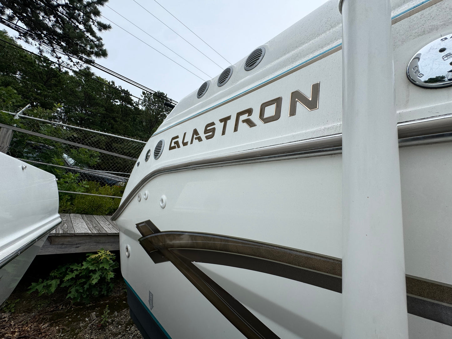 2003 27’ Glastron GS279