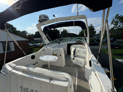 2006 27’ Rinker