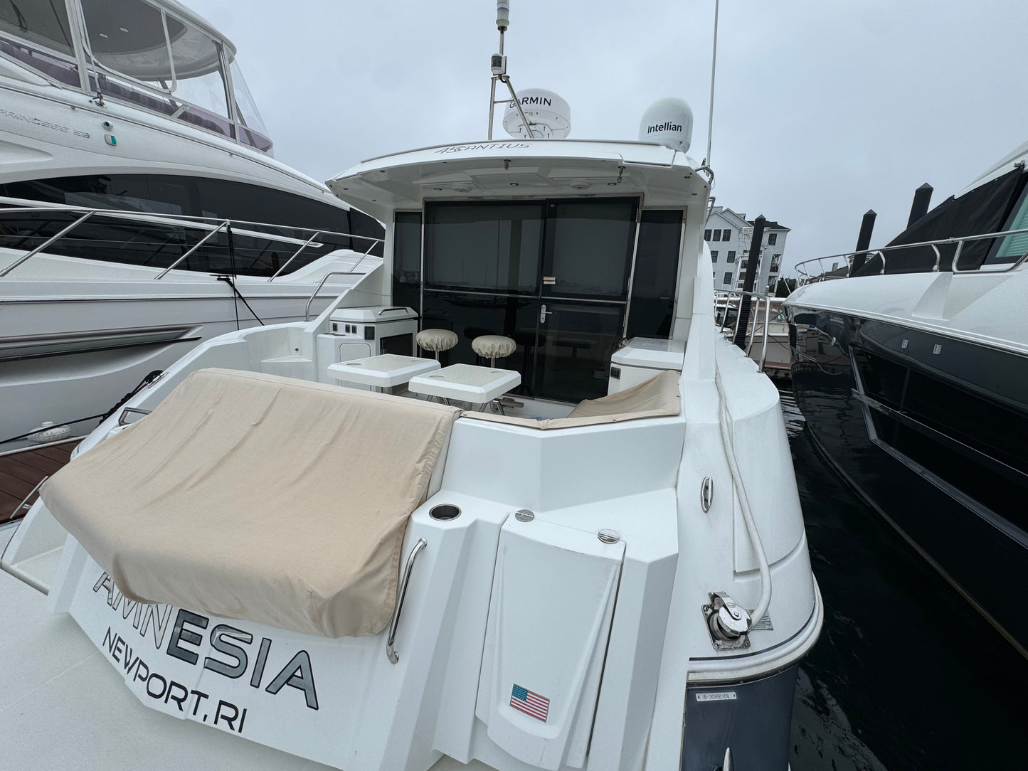 2016 45’ Cruisers Yachts