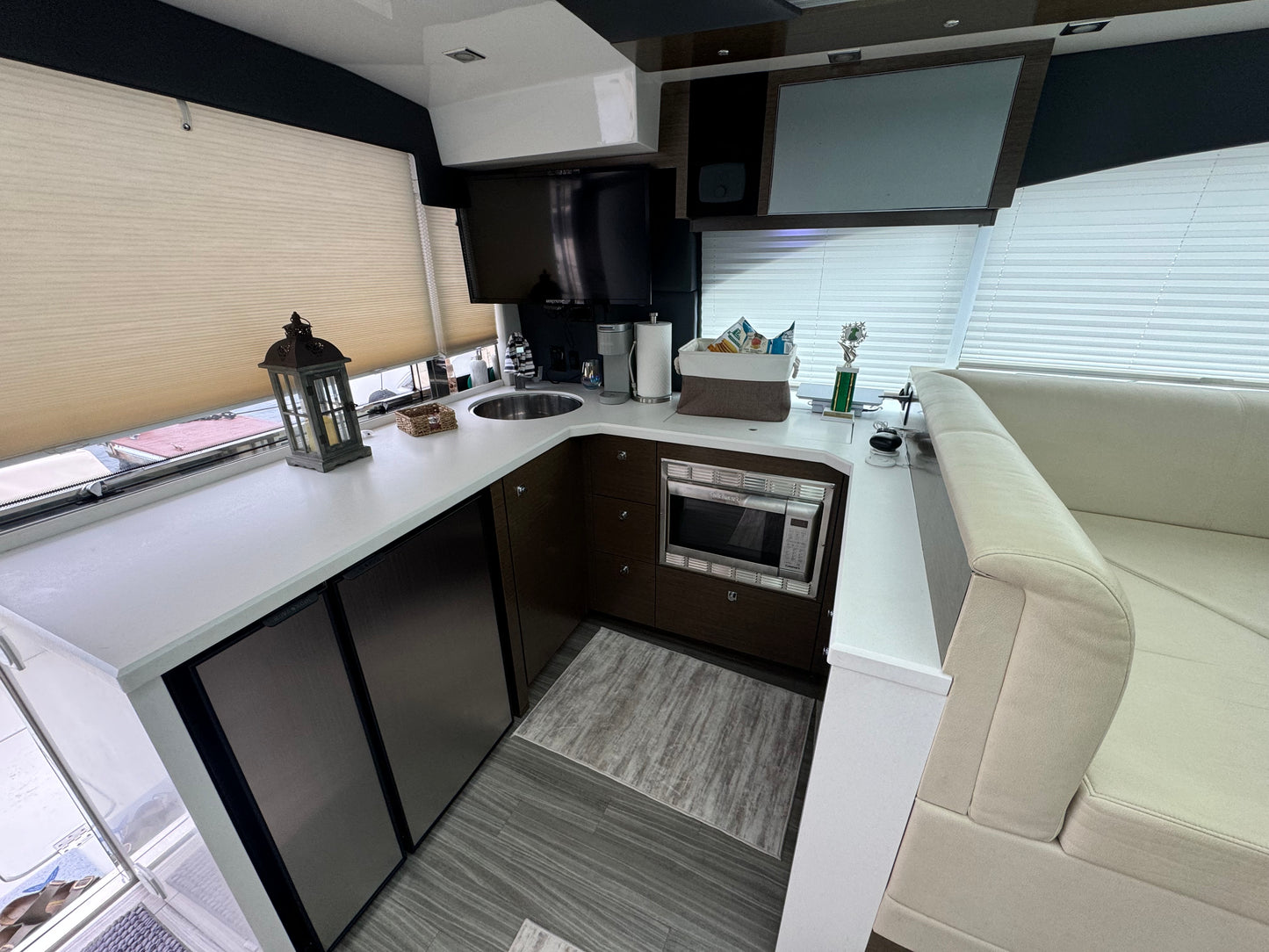 2016 45’ Cruisers Yachts