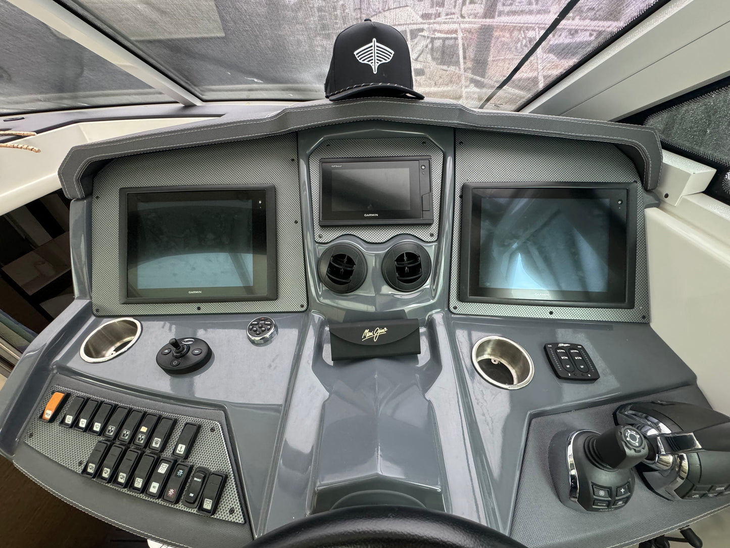 2016 45’ Cruisers Yachts