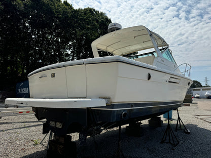 1994 29’ Tiara