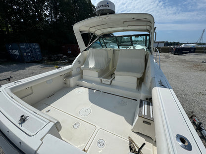 1994 29’ Tiara