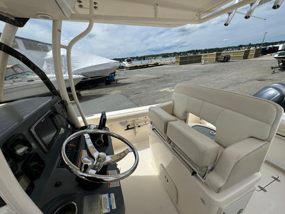 2013 26’ Pursuit