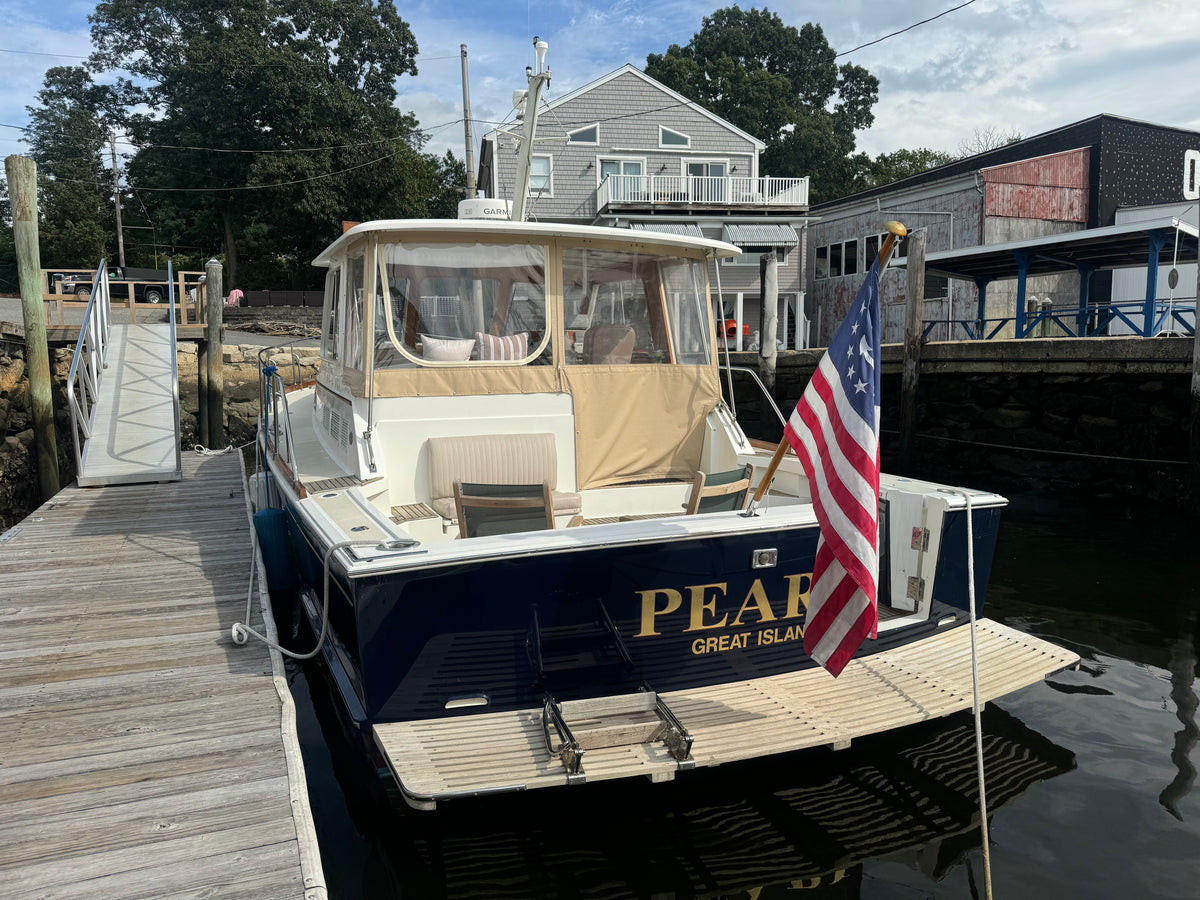 2000 38’ Grand Banks Eastbay