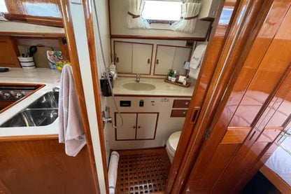 2000 38’ Grand Banks Eastbay