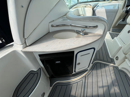 2003 32' Sea Ray Sundancer
