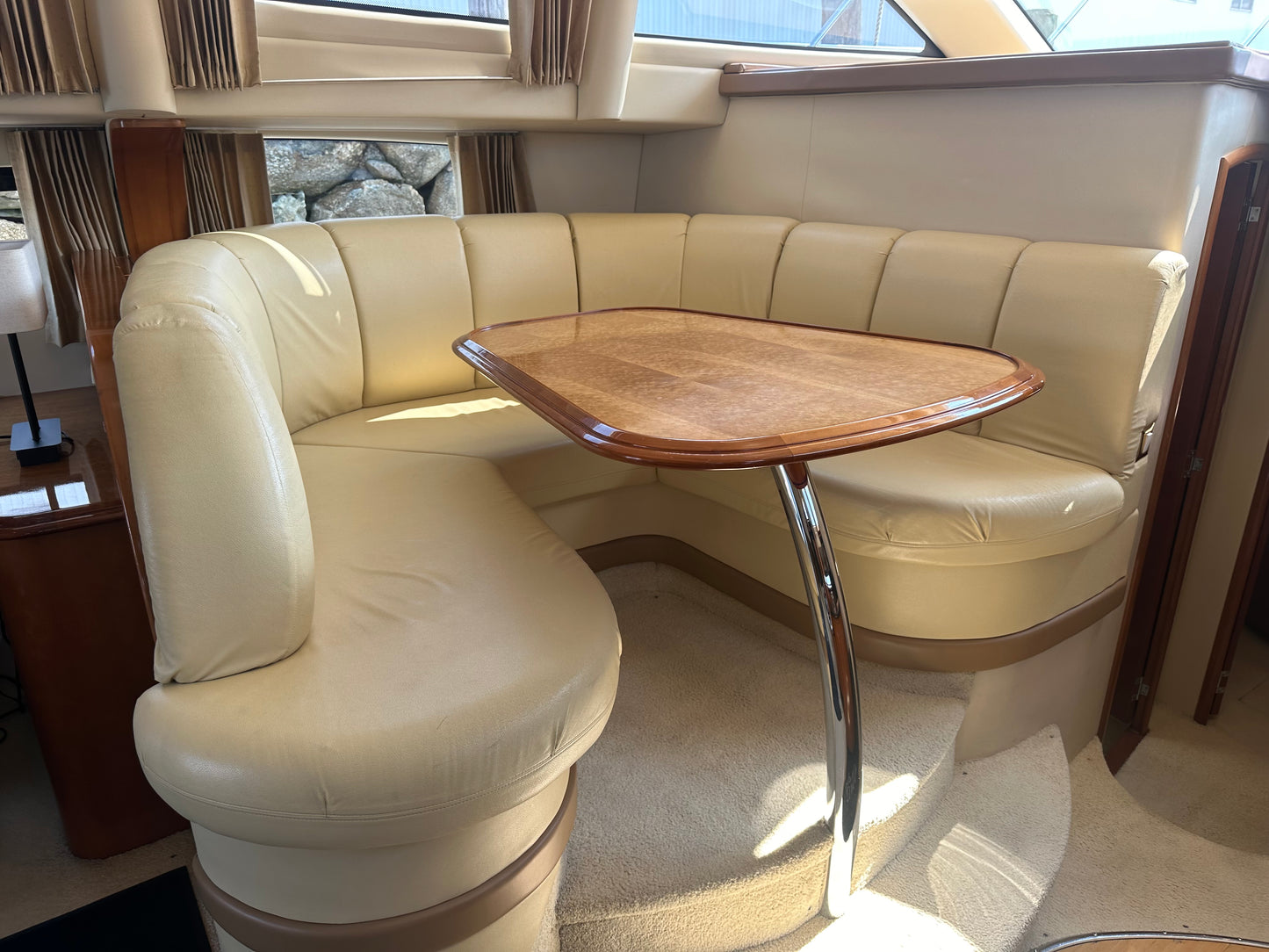 2004 43’ Carver Mariner