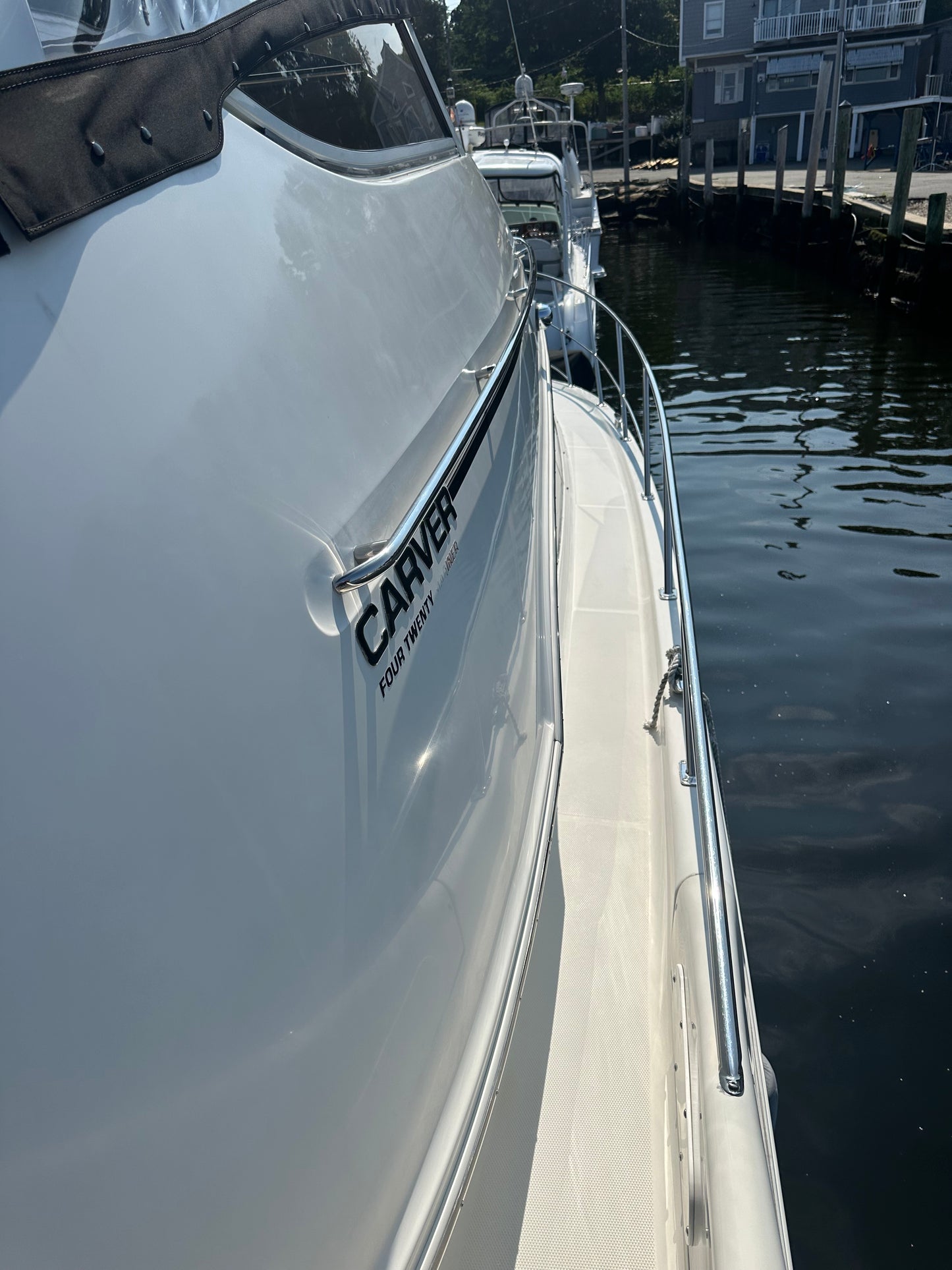 2004 43’ Carver Mariner
