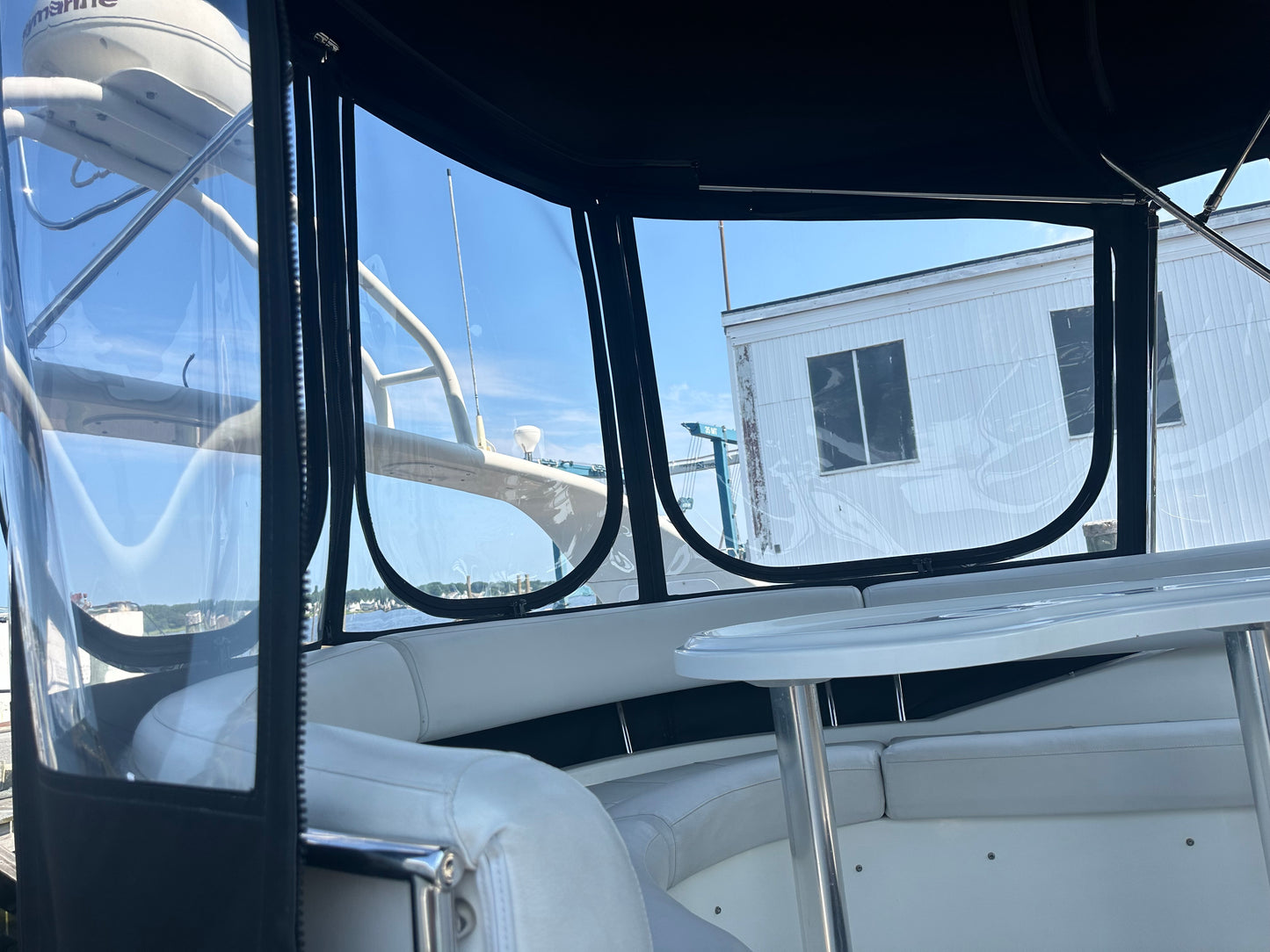 2004 43’ Carver Mariner