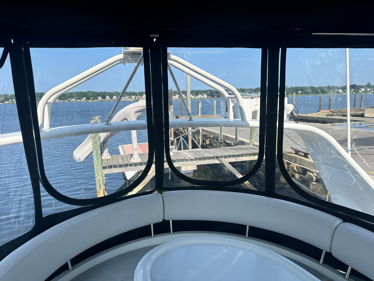 2004 43’ Carver Mariner
