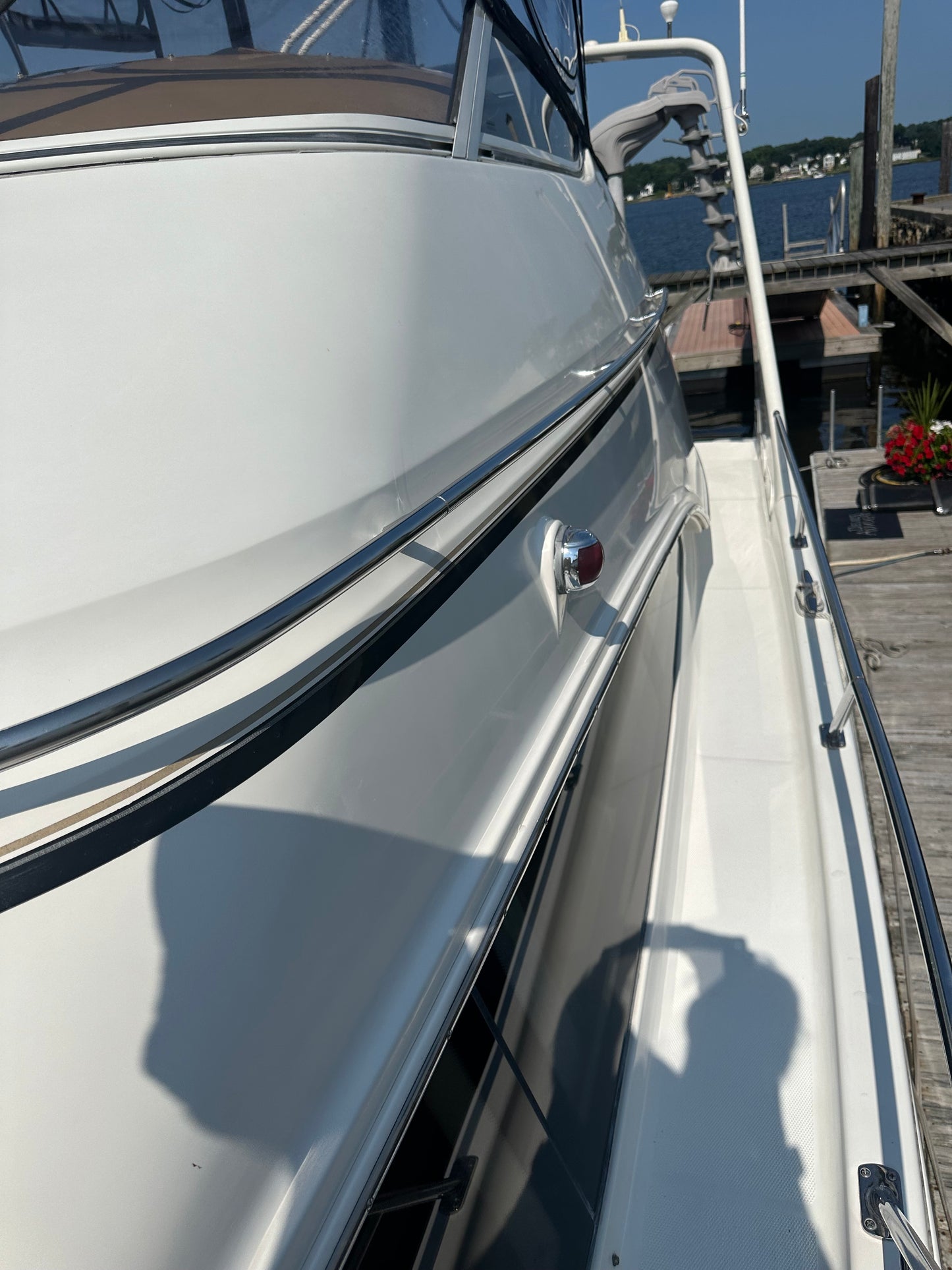 2004 43’ Carver Mariner