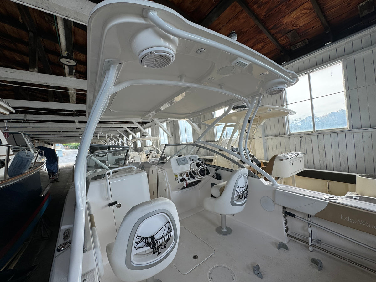 2015 24’ Edgewater