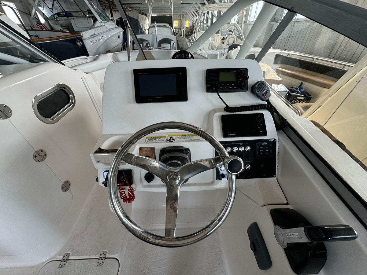2015 24’ Edgewater