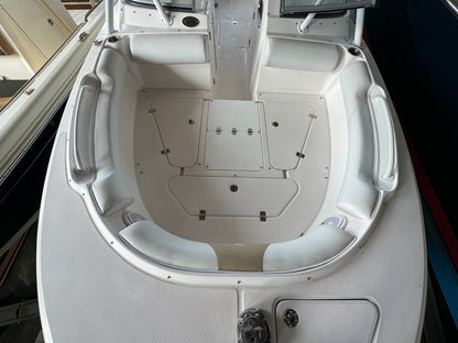 2015 24’ Edgewater