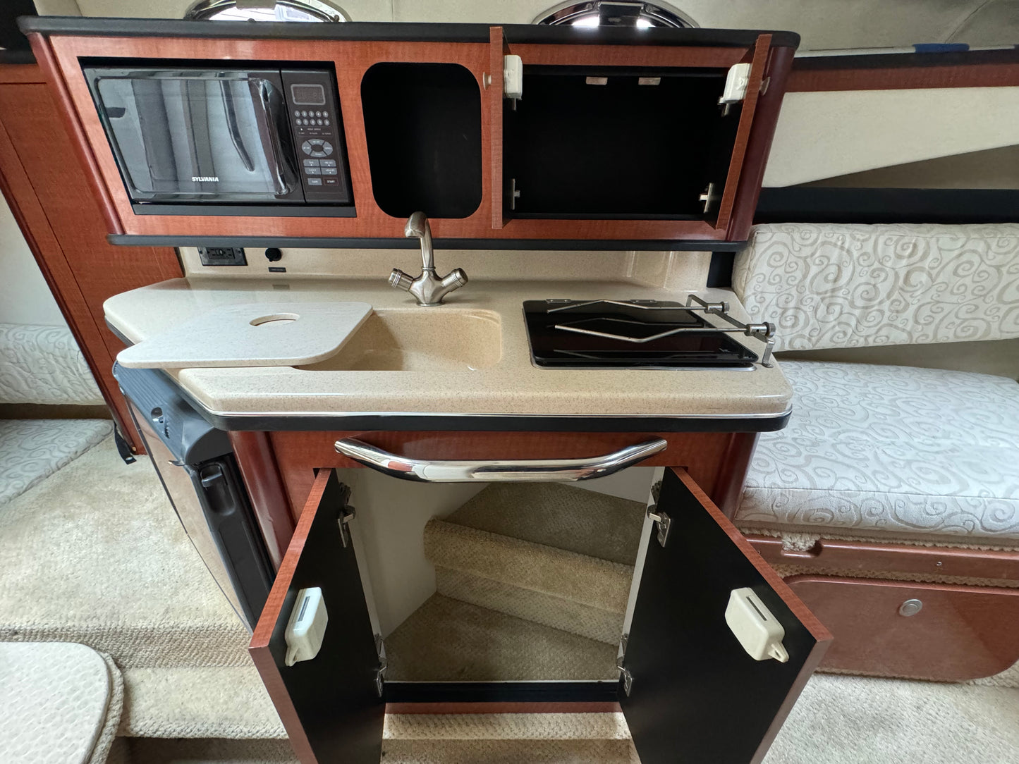 2005 26’ Sea Ray Sundancer